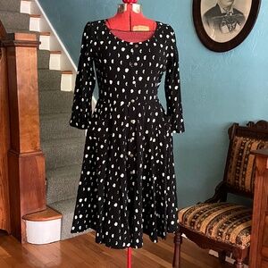 NWOT Effie's Heart Meadow Dress in Mond (Moon) Print Cotton Pockets L